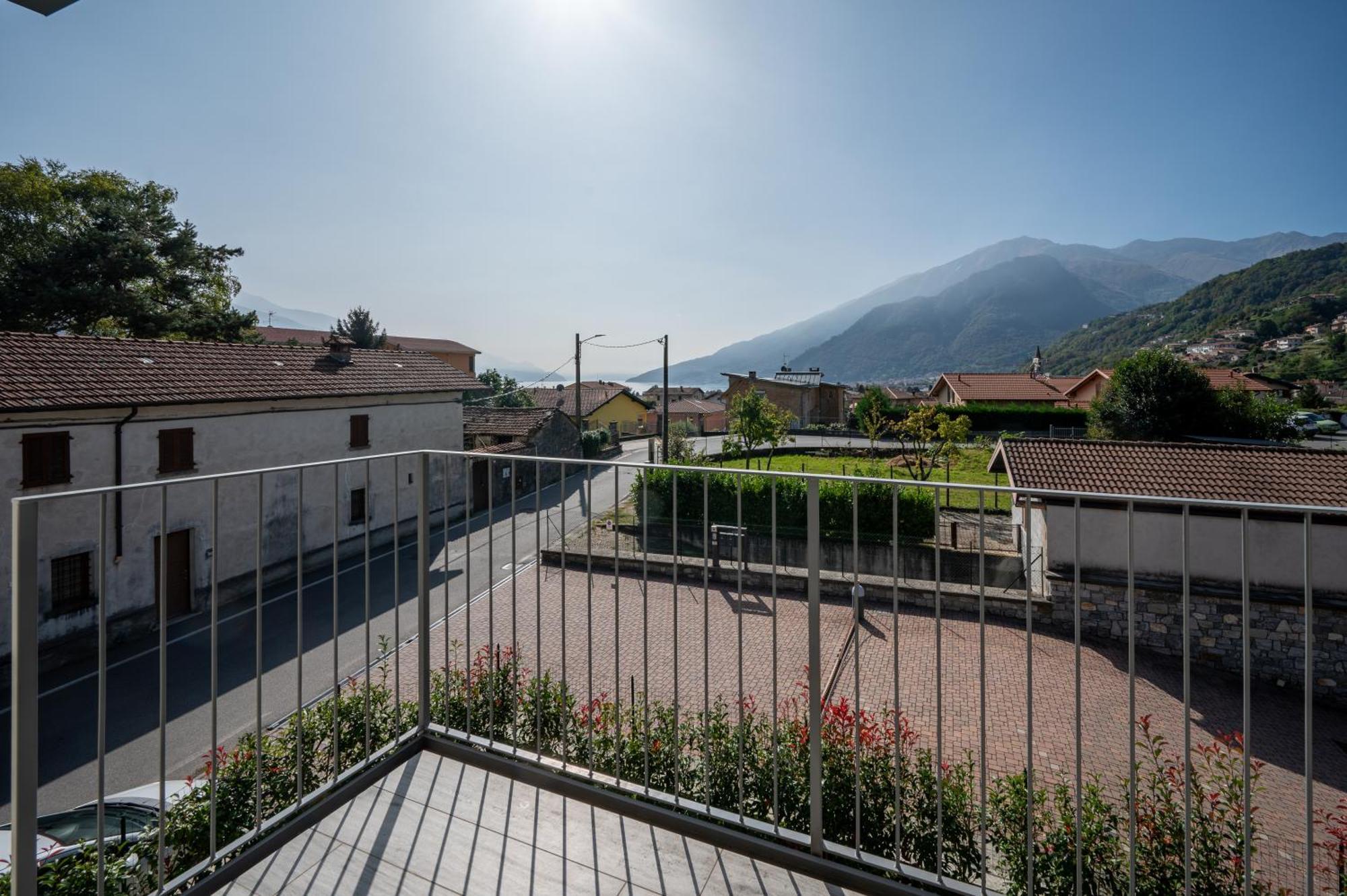 Casa Marianna Lägenhet Gravedona Exteriör bild